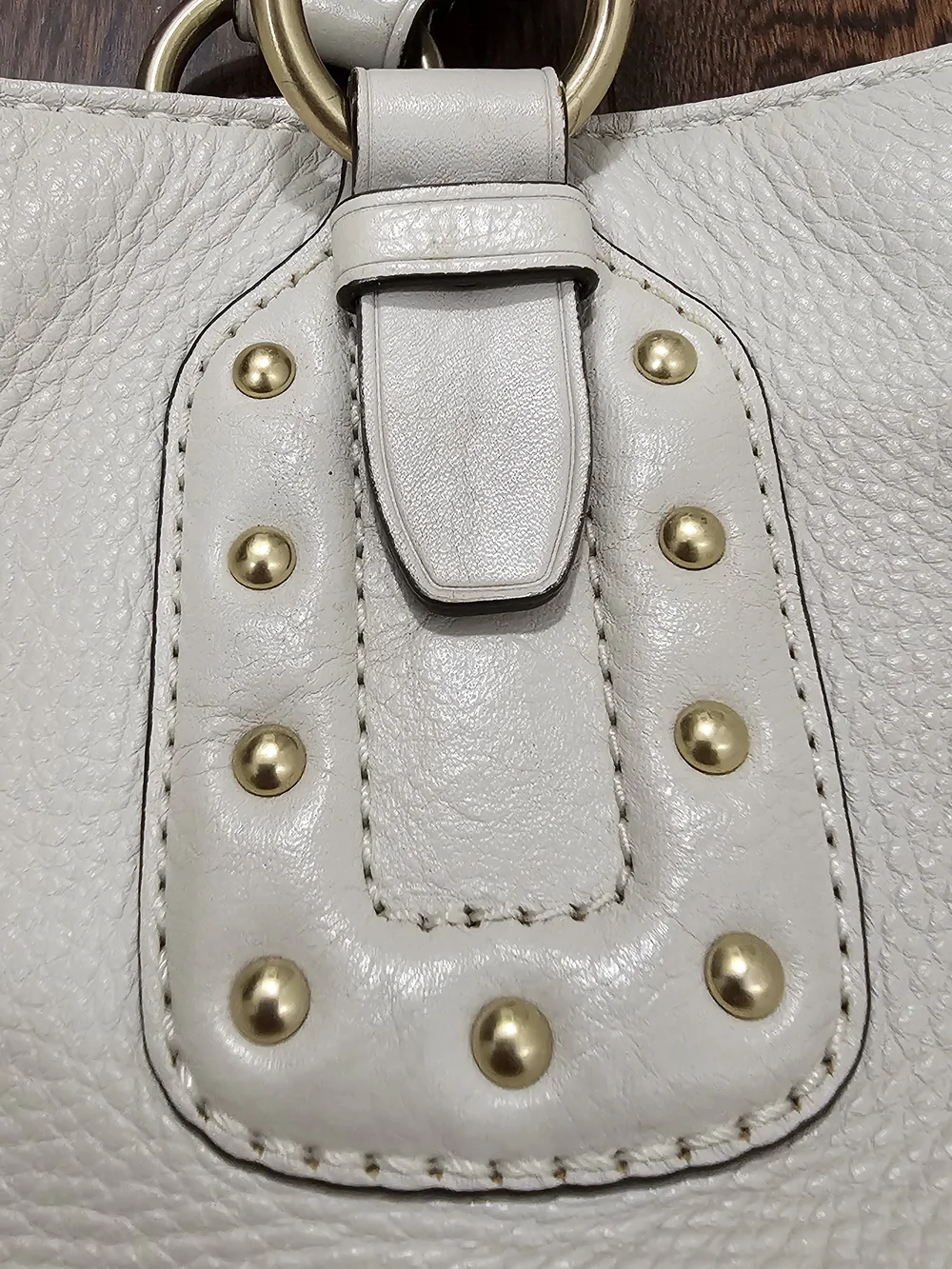 Michael Kors Astor White Pebbled Leather Crossbody Bag - Picture 5 of 14